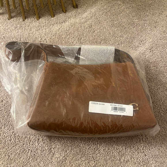 Authentic Coach Lola shoulder Bag - Picture 5 of 6